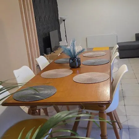 Maison Familiale Equipee بيت للعطل *