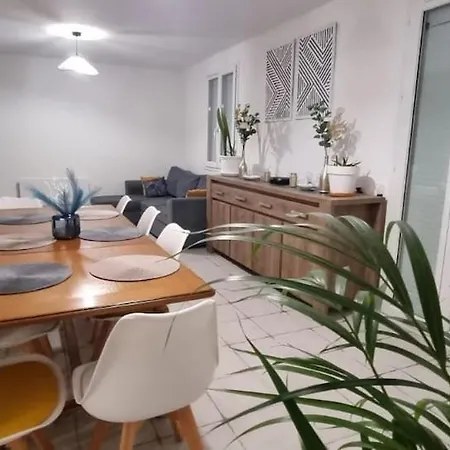 Maison Familiale équipée *