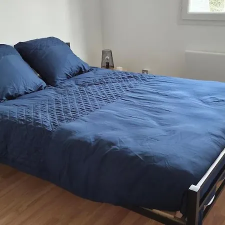 Maison Familiale Equipee بيت للعطل