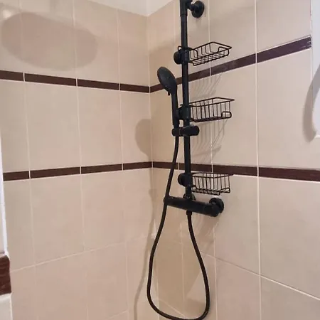 Maison Familiale Equipee بيت للعطل *