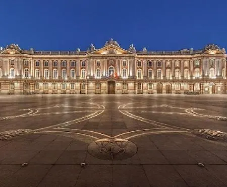 Maison Familiale Equipee ديونْ