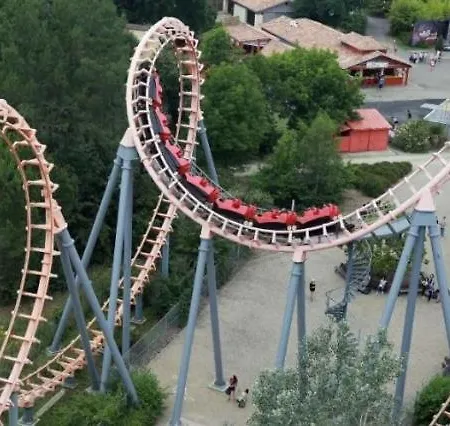 Maison Familiale Equipee بيت للعطل