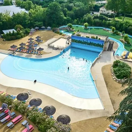 بيت للعطل Maison Familiale Equipee ديونْ